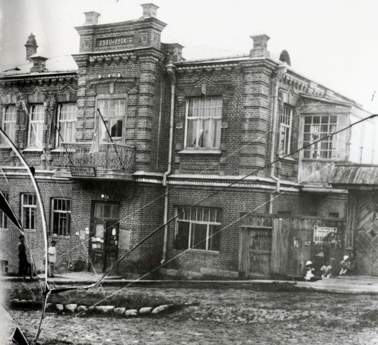 �.���������, ��. ������������, �.18
